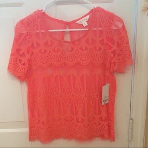 Lace coral short sleeve shirt